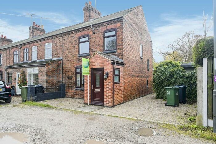 3 Bedroom End Of Terrace House For Sale In Bridle Lane, Lower Hartshay, Ripley, DE5