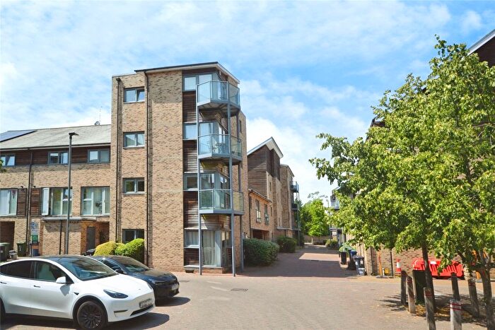 1 Bedroom Flat For Sale In Scholars Walk, Cambridge, Cambridgeshire, CB4