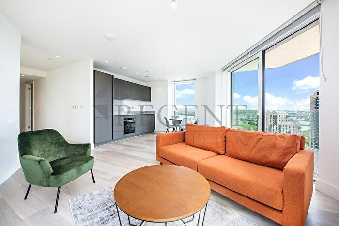 2 Bedroom Apartment To Rent In Hale Works Apartments, Daneland Walk, N17