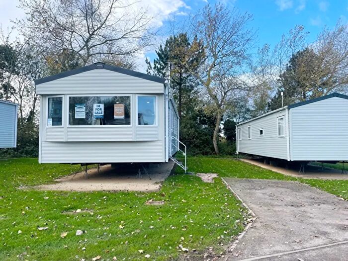 2 Bedroom Park Home For Sale In Coast Road Corton Road, Lowestoft, NR32