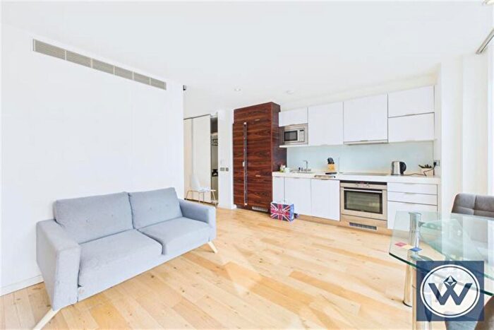 Apartment To Rent In Ontario Tower, E14