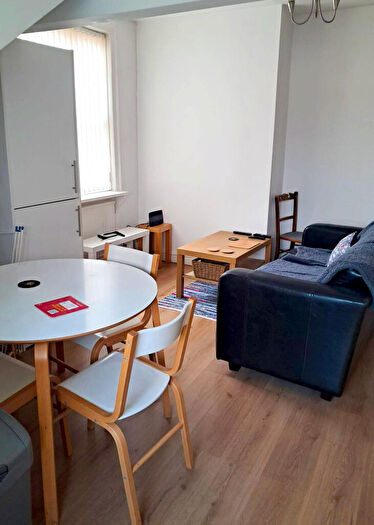 1 Bedroom Flat To Rent In Moorfield Road, Manchester, M20
