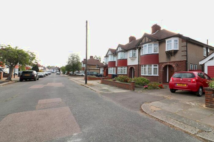 3 Bedroom Terraced House To Rent In Rowantree Road, London, N21