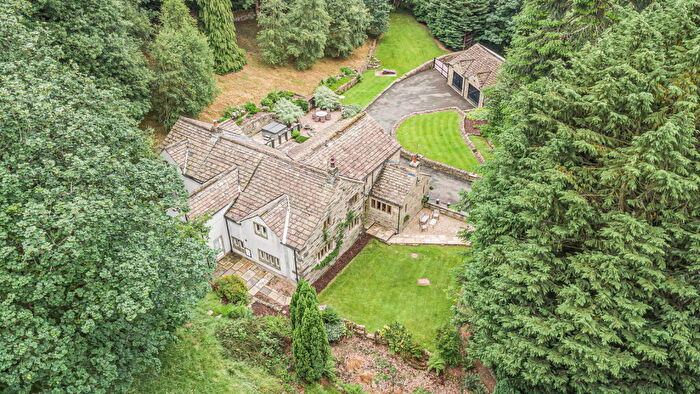 5 Bedroom Detached House For Sale In Brook Grains, Ripponden, HX6