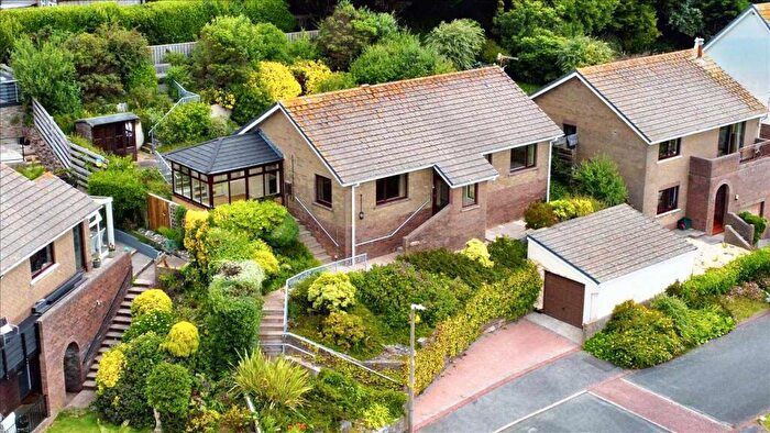 3 Bedroom Detached Bungalow For Sale In Giltar Way, Penally Heights, Penally, SA70