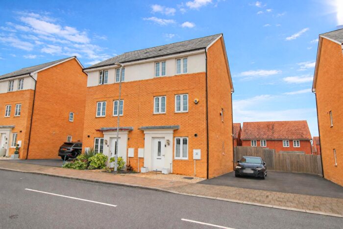 3 Bedroom Semi-Detached House For Sale In Wagtail Crescent, Gilden Park, Old Harlow, CM17