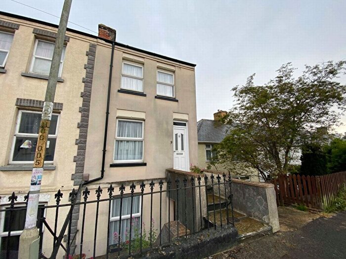 2 Bedroom End Of Terrace House To Rent In Mayfield Avenue, Dover, CT16