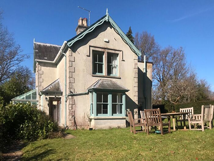 3 Bedroom Property To Rent In Station Road, Wadhurst, TN5