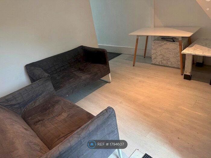 4 Bedroom Terraced House To Rent In Western Road, London, E13