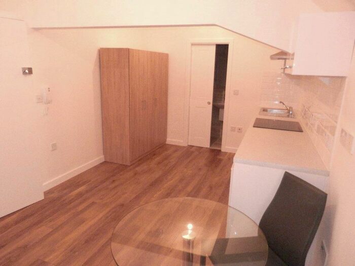 Studio To Rent In High Street North, Dunstable, LU6