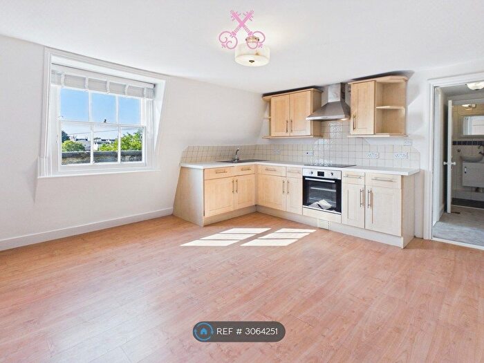 1 Bedroom Flat To Rent In St Johns Villa, Cheltenham, GL52