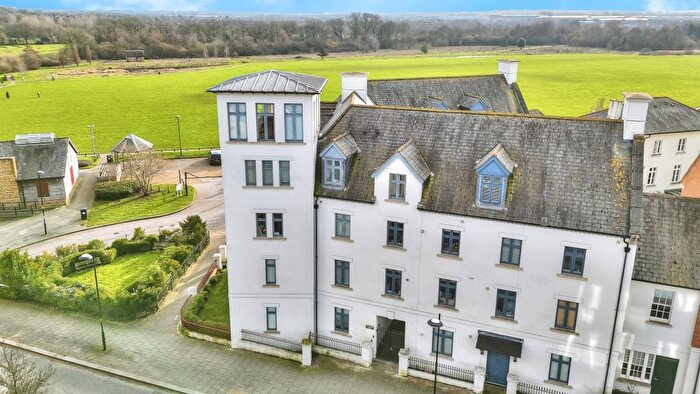 2 Bedroom Flat For Sale In High Street, Upton, Northampton, NN5