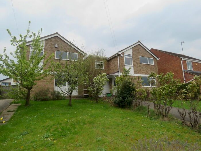 3 Bedroom Detached House To Rent In Linden Avenue, Cheltenham, GL52