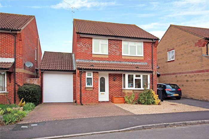 4 Bedroom Detached House To Rent In Ladymeade, Ilminster, Somerset, TA19