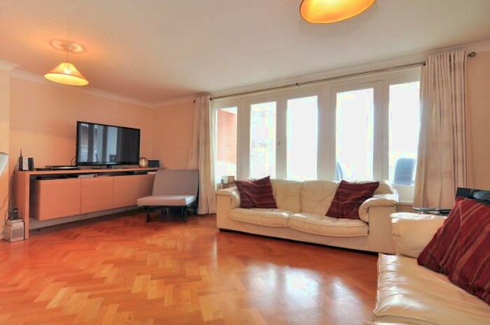 2 Bedroom Flat To Rent In Odessa Street, London, SE16