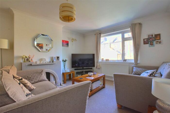 2 Bedroom Flat To Rent In Haynes Close, Blackheath, London, SE3