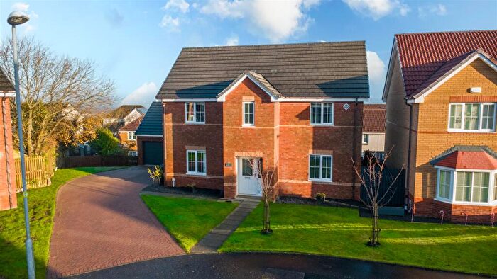 4 Bedroom Detached House For Sale In Aberdour Court, Blantyre, Glasgow, G72