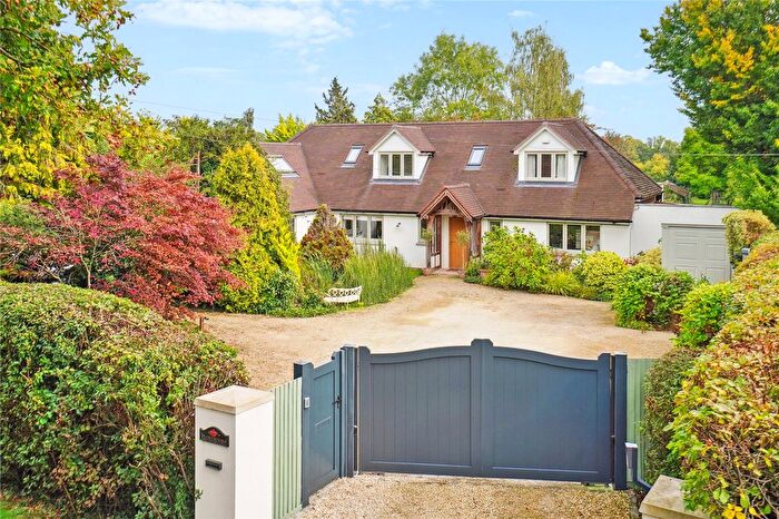 5 Bedroom Detached House For Sale In Green Lane, Littlewick Green, Maidenhead, Berkshire, SL6