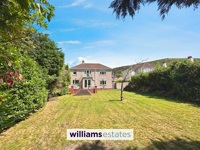 5 Bedroom Detached House For Sale In Calthorpe Drive, Prestatyn, LL19