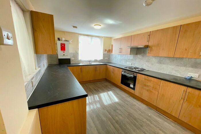 4 Bedroom Terraced House To Rent In Winchester Road, London, E4