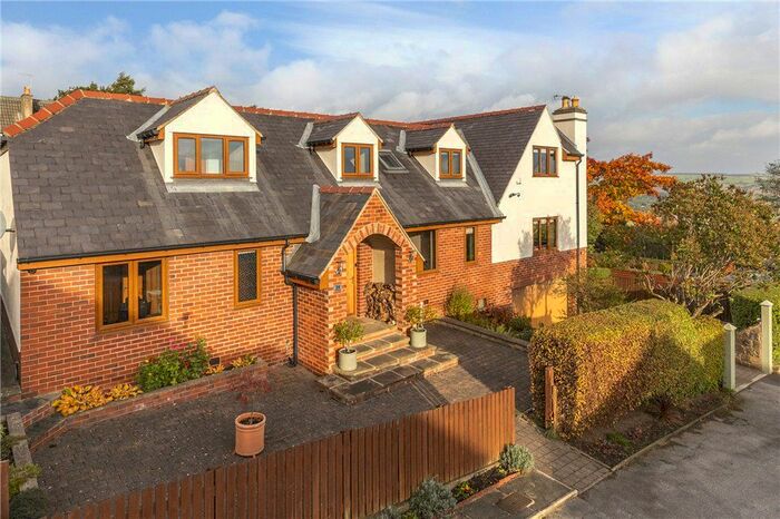 5 Bedroom Detached House For Sale In Park Mount, Pool In Wharfedale, Otley, West Yorkshire, LS21