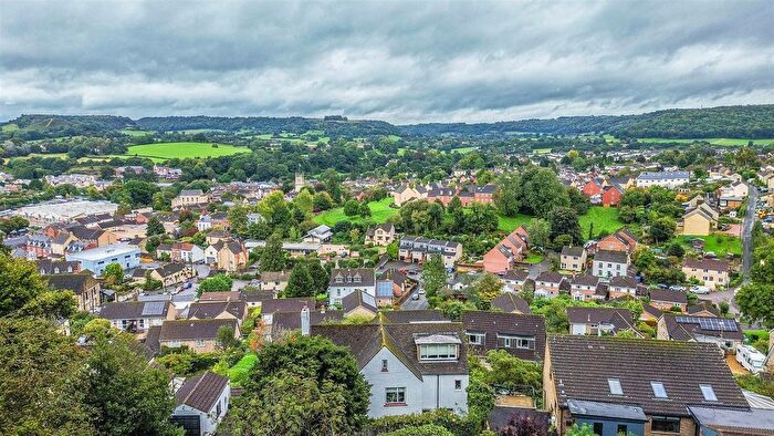 3 Bedroom Detached House For Sale In The Broadway, Dursley, GL11