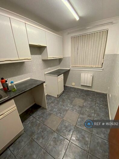 2 Bedroom Flat To Rent In Strathmore Street, Broughty Ferry, Dundee, DD5