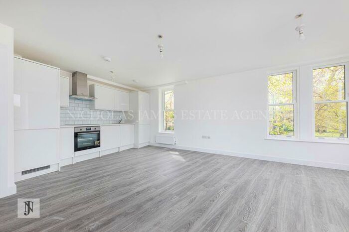 1 Bedroom Flat To Rent In Church Street, Enfield, EN2