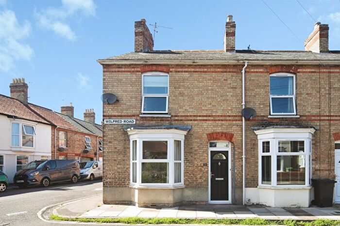 2 Bedroom End Terrace House For Sale In Wilfred Road, Taunton, TA1
