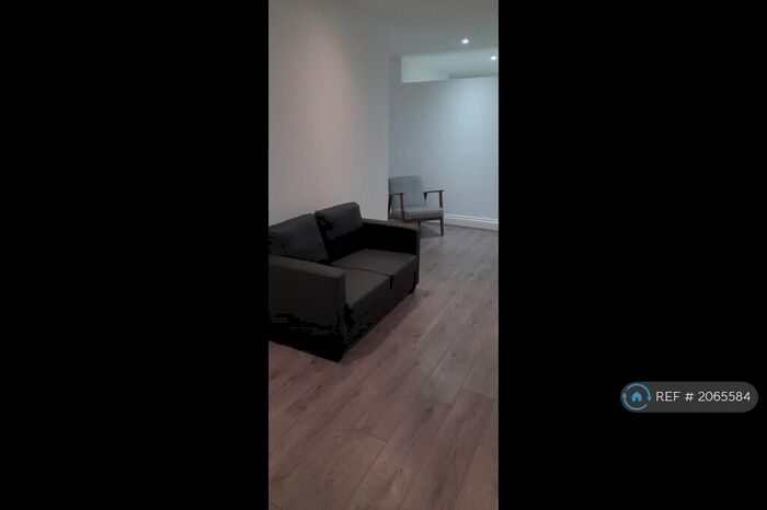 Studio To Rent In Windsor House, Liverpool, L7