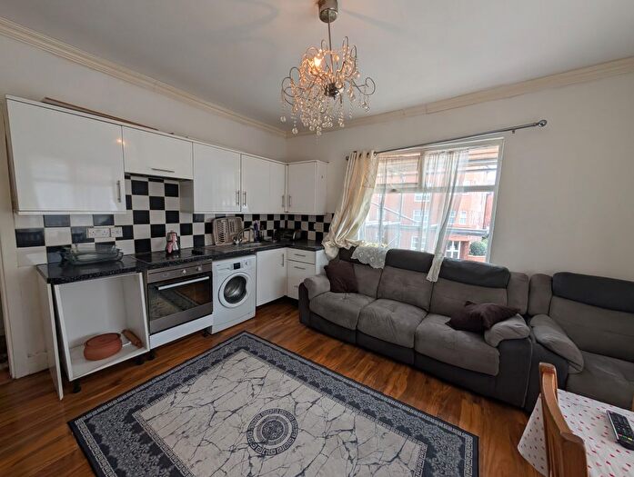 2 Bedroom Flat To Rent In High Street, Newcastle, ST5