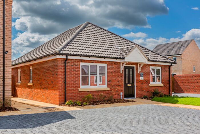 3 Bedroom Detached Bungalow For Sale In Lowestoft Road, Hopton, Great Yarmouth, NR31