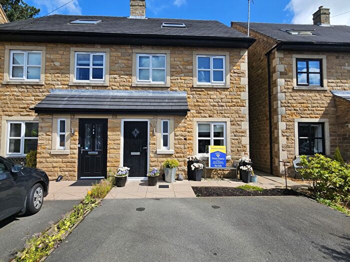 4 Bedroom Semi-Detached House For Sale In Longridge Road, Chipping, PR3