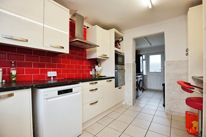 3 Bedroom Terraced House To Rent In Mason Avenue, Leamington Spa, CV32