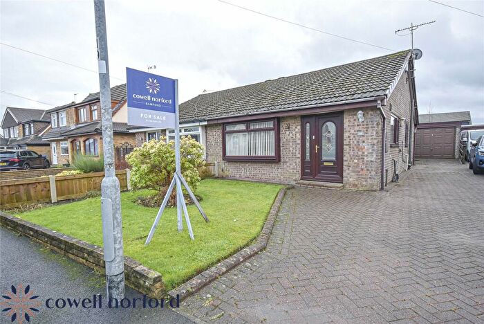 2 Bedroom Bungalow For Sale In Shelfield Lane, Norden, Rochdale, OL11