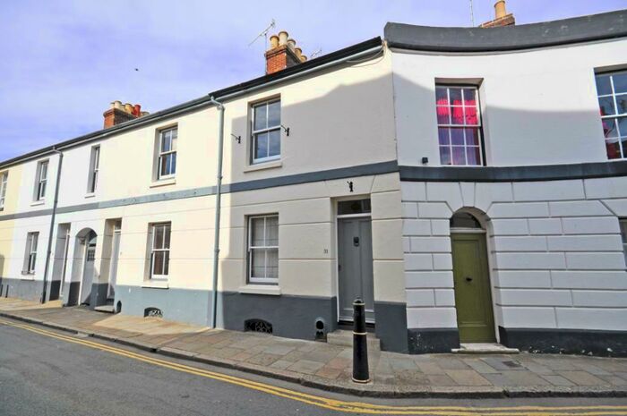3 Bedroom Terraced House To Rent In Stour Street, Canterbury, CT1