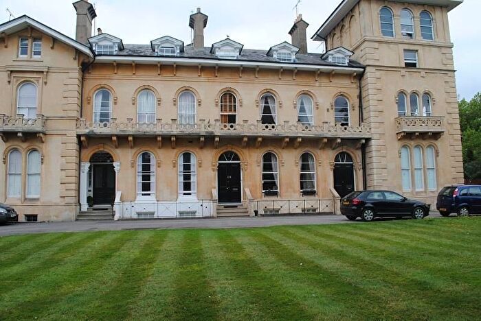 1 Bedroom Flat To Rent In Lypiatt Terrace, Cheltenham, Cheltenham, GL50