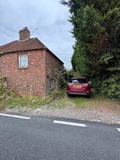 4 Bedroom Cottage For Sale In Dell Farm Cottage, Newfound, Basingstoke, RG23