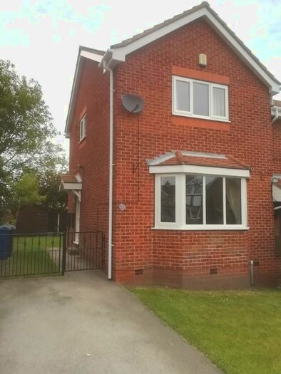 2 Bedroom Semi-Detached House To Rent In Ashwell Close, Shafton, S72