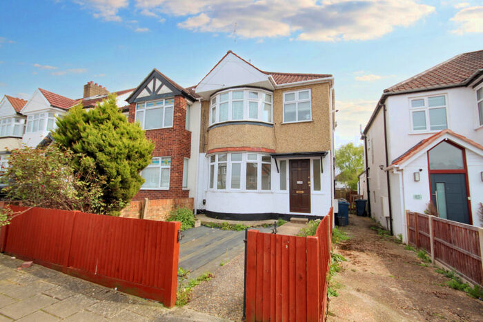 1 Bedroom Flat To Rent In Weald Lane, Harrow, Middlesex, HA3