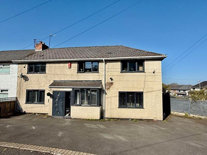 5 Bedroom Semi-Detached House For Sale In Chudleigh Road, Birmingham, B23