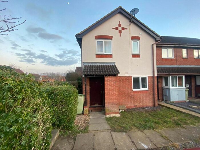 1 Bedroom House To Rent In Denchworth Court, MK4
