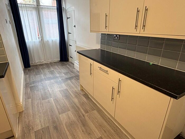 2 Bedroom Apartment To Rent In Moulin Avenue, Portsmouth, Hampshire, PO5
