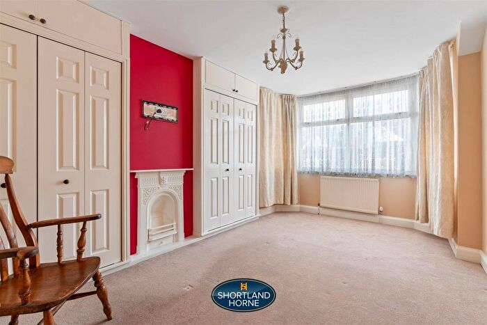 3 Bedroom End Of Terrace House For Sale In Grenville Avenue, Coventry, CV2