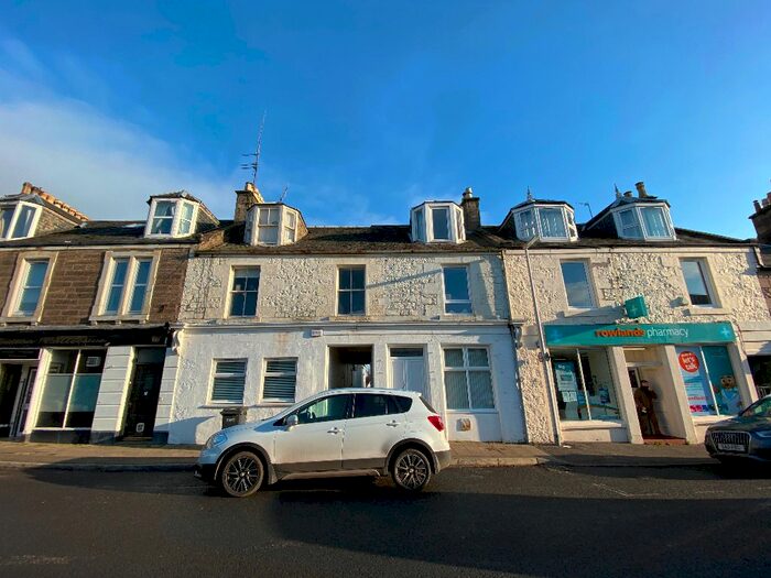 2 Bedroom Flat To Rent In Castle Street, Tayport, Fife, DD6