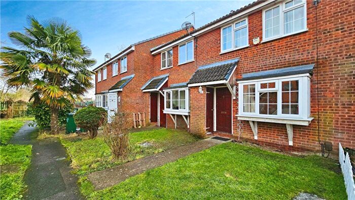 1 Bedroom End Of Terrace House To Rent In Bramley Close, Staines-Upon-Thames, Surrey, TW18