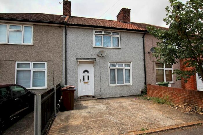 3 Bedroom Terraced House To Rent In Fanshawe Crescent, Dagenham, Essex, RM9