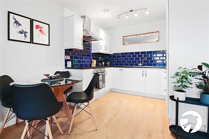 1 Bedroom Flat For Sale In Clydesdale Way, Belvedere, DA17