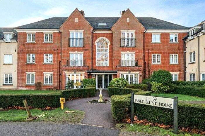 2 Bedroom Apartment For Sale In Greenhill, Twyford, Banbury, OX17