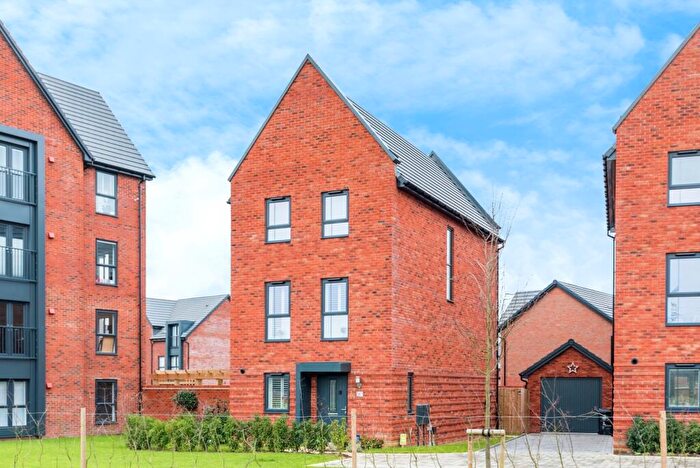 4 Bedroom Detached House For Sale In Scott Way, Swindon, SN1